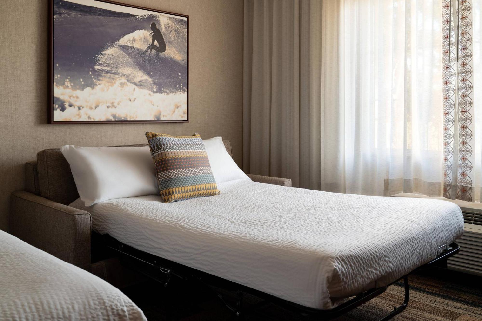 מלון Courtyard By Marriott Santa Barbara Goleta מראה חיצוני תמונה
