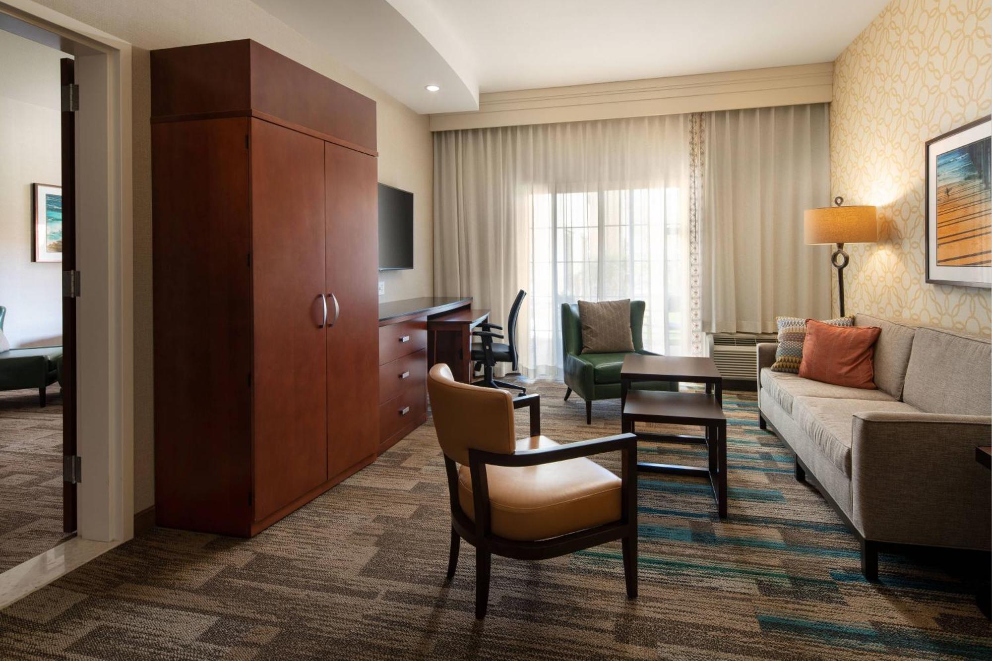 מלון Courtyard By Marriott Santa Barbara Goleta מראה חיצוני תמונה